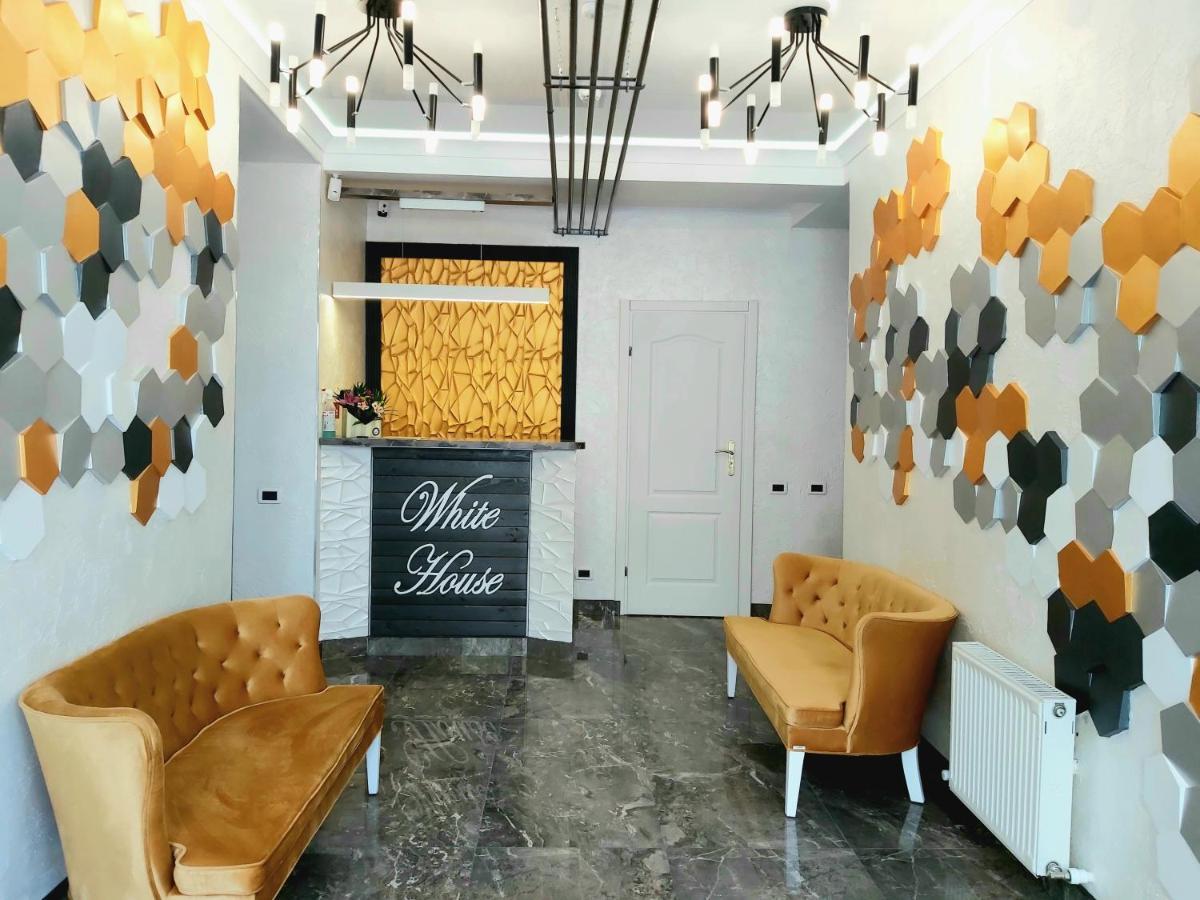 White House Lejlighedshotel Balti Eksteriør billede
