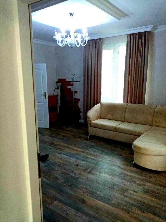 White House Lejlighedshotel Balti Eksteriør billede